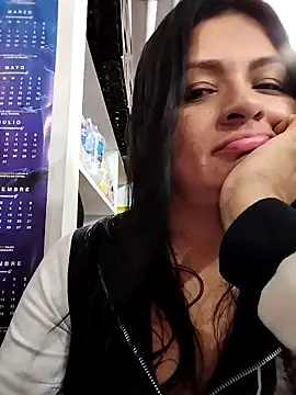 Snapshot of Linda_Lars chatting on February 2025 03:34:02 AM Linda Lars online show from February 2025 03:34:02 AM