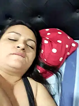 Snapshot of Linda_Lars chatting on February 2025 07:11:01 AM Linda Lars online show from February 2025 07:11:01 AM