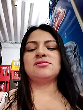 Snapshot of Linda_Lars chatting on February 2025 03:21:02 AM Linda Lars online show from February 2025 03:21:02 AM