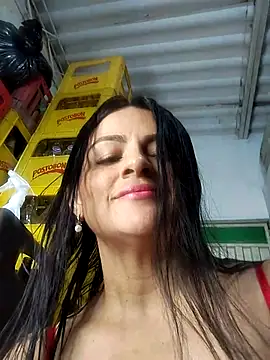 Snapshot of Linda_Lars chatting on September 2025 02:33:02 AM Linda Lars online show from September 2025 02:33:02 AM