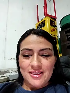 Snapshot of Linda_Lars chatting on October 2025 04:12:01 AM Linda Lars online show from October 2025 04:12:01 AM