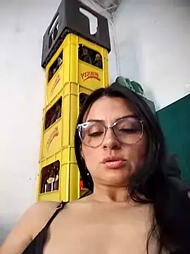 Linda Lars online show from November 2025 03:18:02 AM