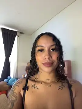 MarieLeon online show from May 2026 08:25:01 PM