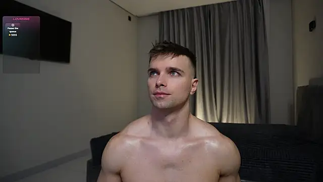 Snapshot of Nik_Sharp chatting on March 2026 03:41:02 AM Nik Sharp online show from March 2026 03:41:02 AM