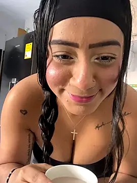 Gema-lexy online show from December 2025 02:55:01 PM