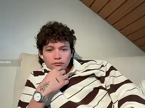 Snapshot of ccamilo-andress chatting on September 2025 10:08:02 AM ccamilo-andress online show from September 2025 10:08:02 AM