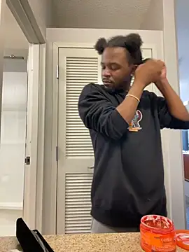 MobyDxck online show from December 2024 07:05:01 PM