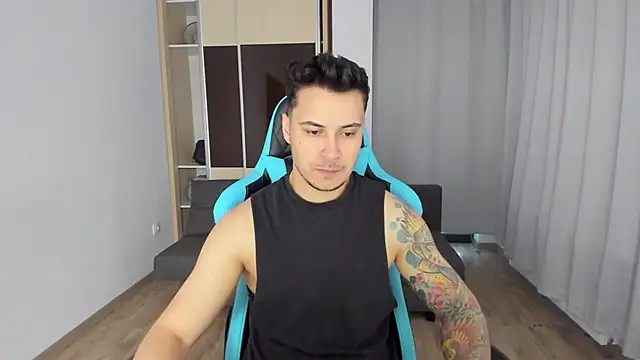 MatMalonne online show from January 2025 06:06:02 AM