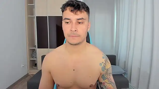 MatMalonne online show from October 2025 10:19:02 AM