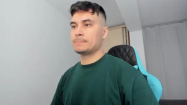 MatMalonne online show from January 2026 06:49:01 AM