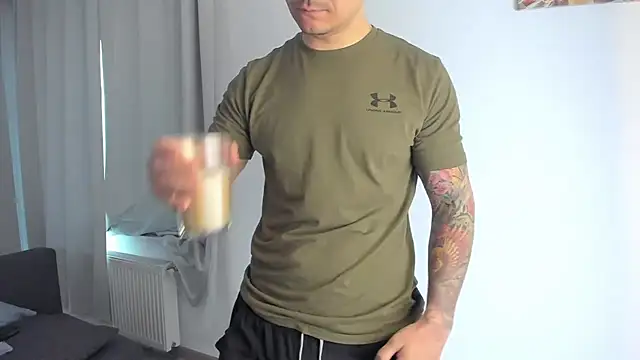 MatMalonne online show from March 2026 06:03:01 AM