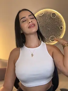 Snapshot of SarahhSmitth1 chatting on February 2026 11:09:01 PM SarahhSmitth1 online show from February 2026 11:09:01 PM