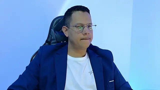 LiamVidal online show from July 2026 03:51:02 PM