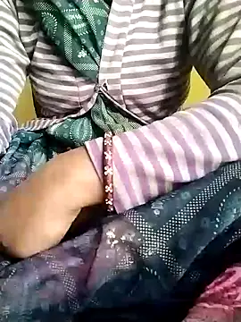 Snapshot of Cutkajal chatting on January 2025 07:11:02 AM Cutkajal online show from January 2025 07:11:02 AM