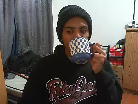 29YOURZ 28  online show from September 2025 06:48:02 AM