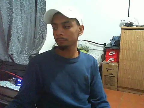 29YOURZ 28  online show from November 2025 09:48:01 PM