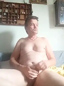 Snapshot of Bigpenis6y chatting on October 2025 11:52:01 AM Bigpenis6y online show from October 2025 11:52:01 AM