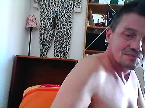 Snapshot of Bigpenis6y chatting on May 2026 12:12:01 PM Bigpenis6y online show from May 2026 12:12:01 PM