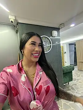 Snapshot of kiim_taaylor chatting on July 2026 04:19:01 AM kiim taaylor online show from July 2026 04:19:01 AM