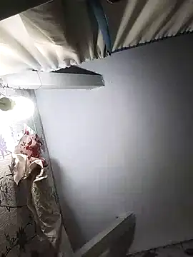 SweetLeila40 online show from February 2025 06:10:02 PM