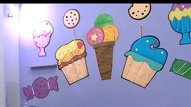 Snapshot of evaleribigtits18 chatting on November 2025 07:24:01 PM evaleribigtits18 online show from November 2025 07:24:01 PM