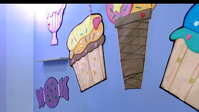 Snapshot of evaleribigtits18 chatting on November 2025 07:08:02 PM evaleribigtits18 online show from November 2025 07:08:02 PM