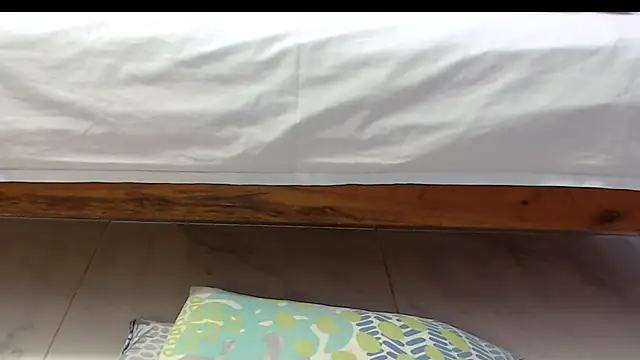 Snapshot of evaleribigtits18 chatting on November 2025 03:38:02 PM evaleribigtits18 online show from November 2025 03:38:02 PM