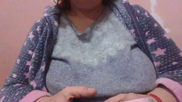 Snapshot of maria38xxx chatting on January 2025 02:42:01 AM maria38xxx online show from January 2025 02:42:01 AM