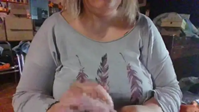 Snapshot of maria38xxx chatting on October 2025 12:31:01 PM maria38xxx online show from October 2025 12:31:01 PM