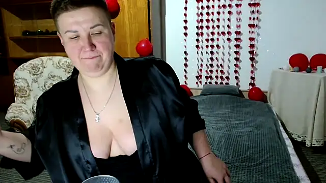 Annet1912 online show from February 2025 09:42:02 PM