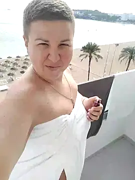 Annet1912 online show from October 2025 01:00:01 PM