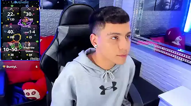 salvadorgomezx online show from December 2024 07:50:01 AM