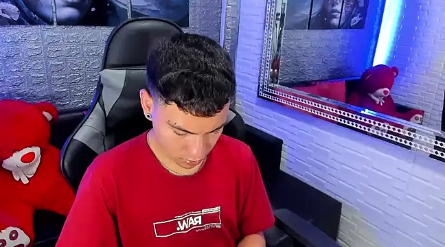 salvadorgomezx online show from December 2024 01:04:02 AM