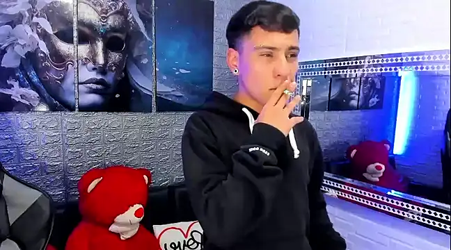 salvadorgomezx online show from January 2025 09:42:02 AM