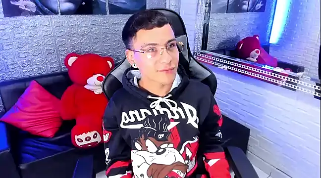 salvadorgomezx online show from January 2025 10:39:02 AM