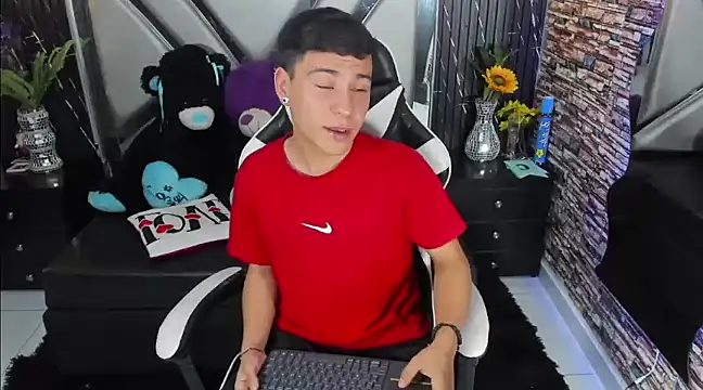 salvadorgomezx online show from January 2025 11:03:01 AM