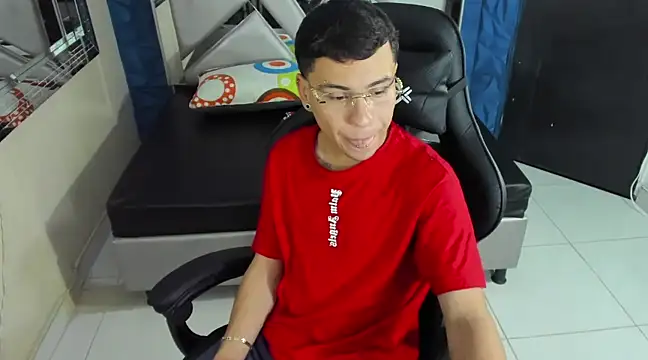 salvadorgomezx online show from January 2025 02:03:02 PM