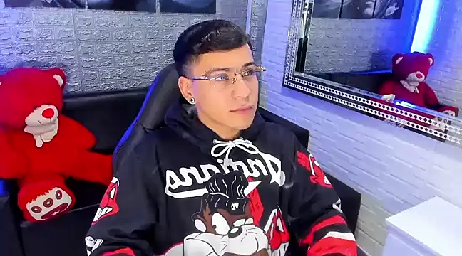 salvadorgomezx online show from February 2025 06:19:01 AM