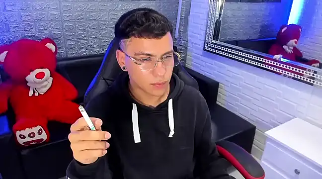 salvadorgomezx online show from February 2025 06:15:02 AM