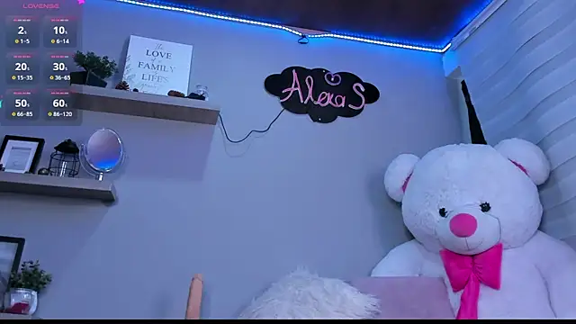 Alexasmith06 online show from December 2024 09:05:01 PM