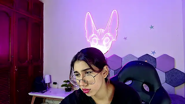Horny tgn online show from December 2024 01:03:01 PM