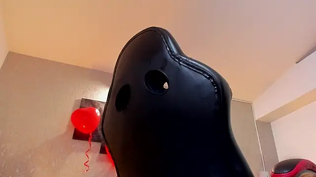 lilicooper  online show from February 2025 05:19:02 AM