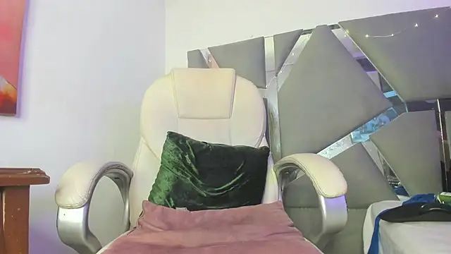 Arii xxx online show from January 2025 02:58:01 AM