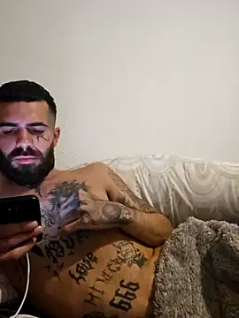Snapshot of charlye_inkkkk chatting on February 2025 07:38:02 PM charlye inkkkk online show from February 2025 07:38:02 PM