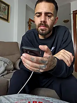 Snapshot of charlye_inkkkk chatting on March 2025 03:03:02 PM charlye inkkkk online show from March 2025 03:03:02 PM