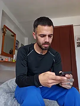 Snapshot of charlye_inkkkk chatting on March 2025 01:40:02 PM charlye inkkkk online show from March 2025 01:40:02 PM