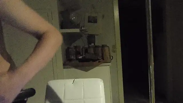 Stephanien online show from January 2025 03:39:02 PM