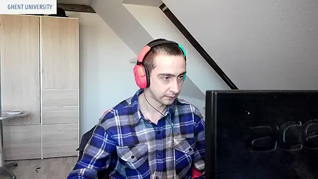 Stephanien online show from February 2026 01:29:01 PM