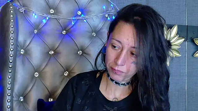 LusstCruella online show from January 2026 03:14:02 PM