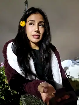 Snapshot of Lau1127 chatting on November 2025 02:45:01 AM Lau1127 online show from November 2025 02:45:01 AM